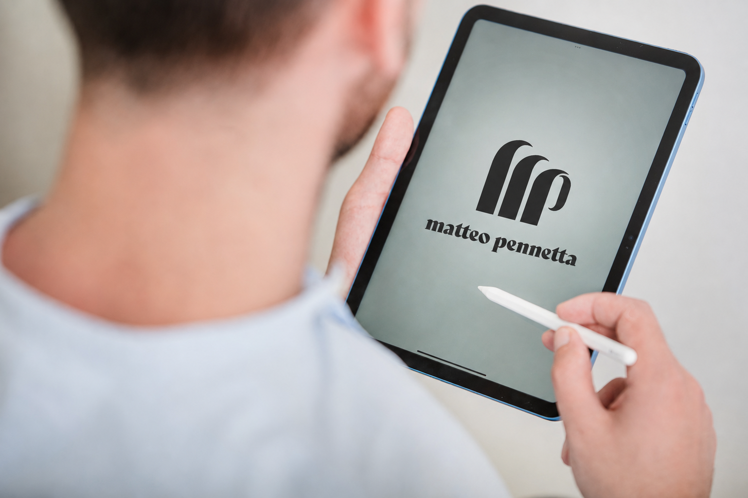 logo su ipad